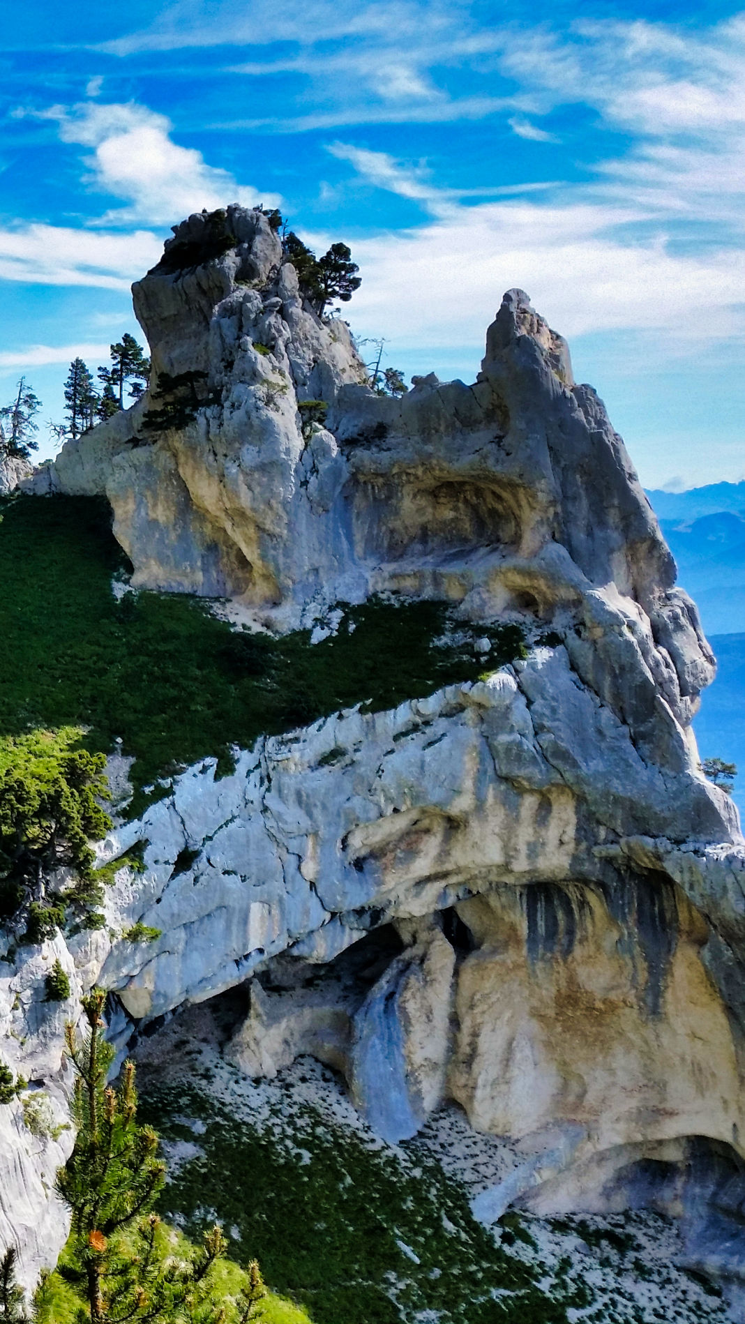 Sur les sangles Randonnée et paysages du massif de la Chartreuse par BAW